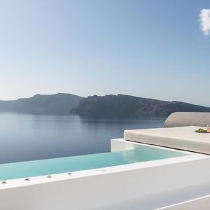 Majestic Suite Private Outdoor Plunge Pool